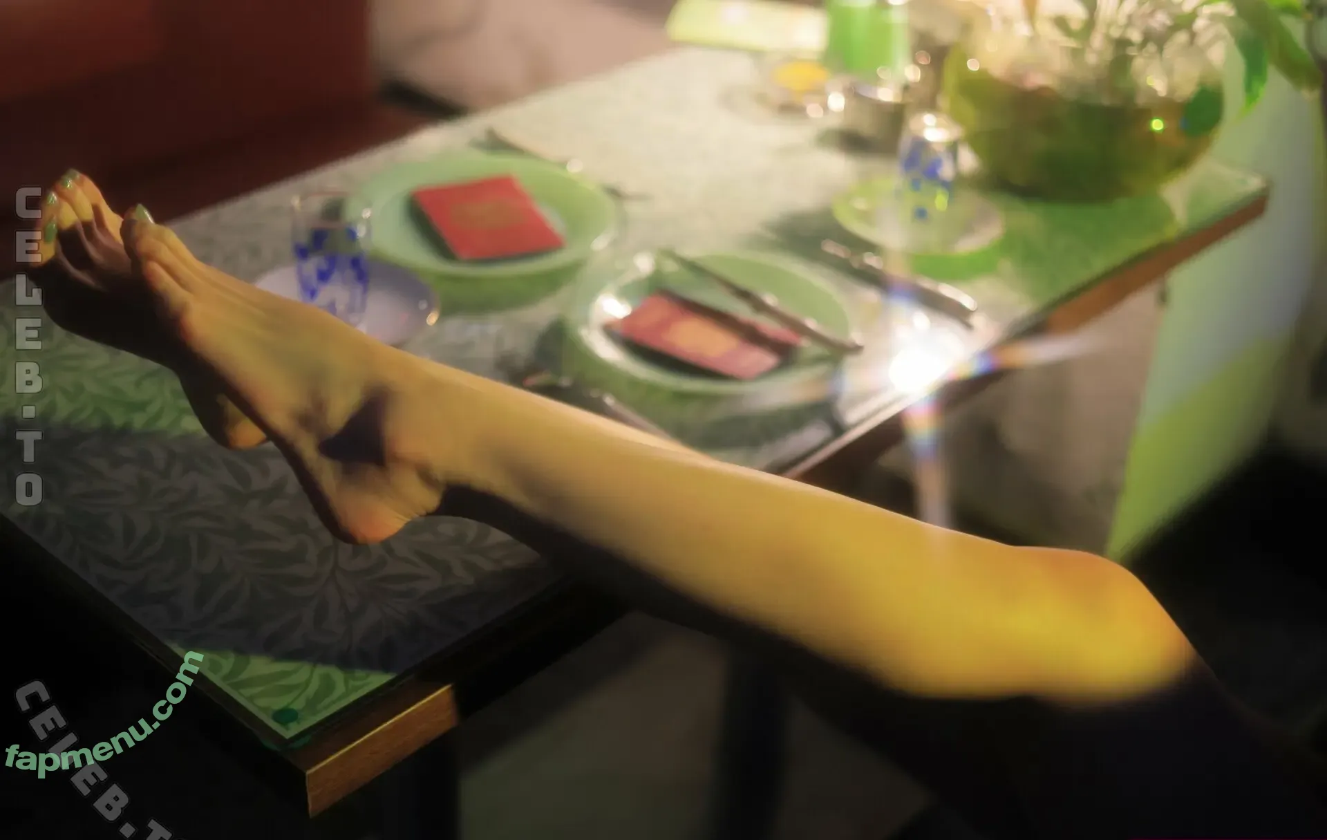 Donggeuran nude photo #0424 (h___rvn)