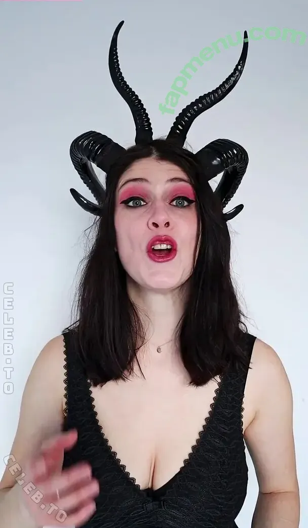 Dont Trust The Rabbit nude photo #0113 (donttrusttherabbit / trixirabbit)