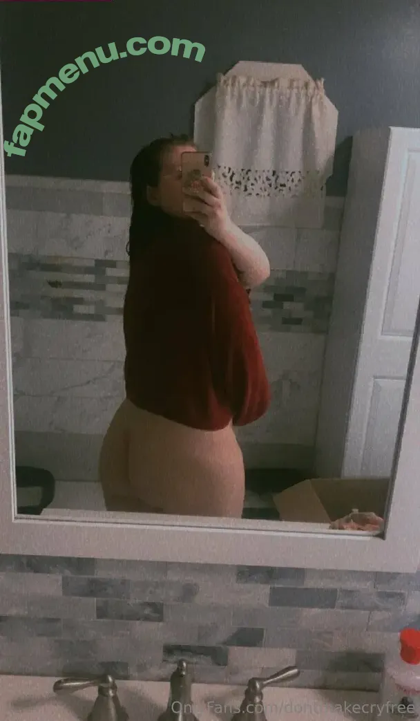 dontmakecryfree nude photo #0003 (dontmakecryfree)