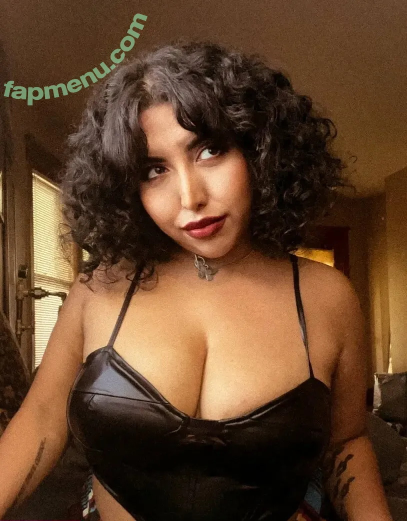 Doomvana nude photo #0032 (Doomvana)
