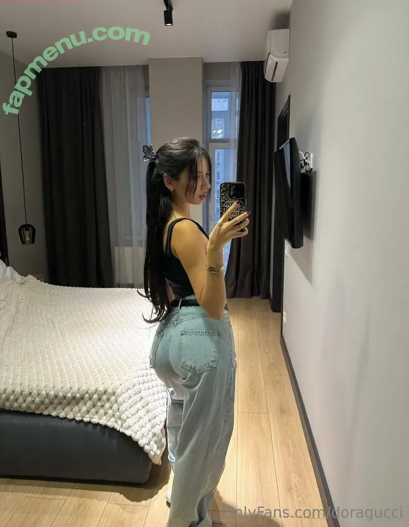 doragucci nude photo #0016 (doragucci)