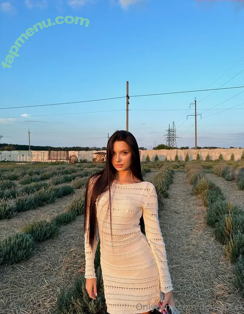 doragucci nude photo #0019 (doragucci)