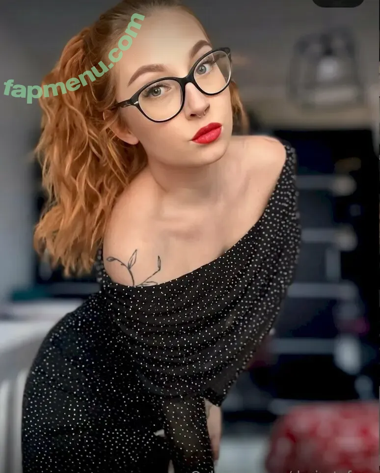 doriartyfree nude photo #0009 (doriartyy)