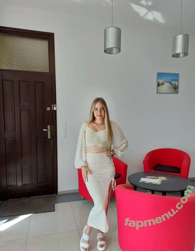 dorra_mur nude photo #0005 (cedorra_)