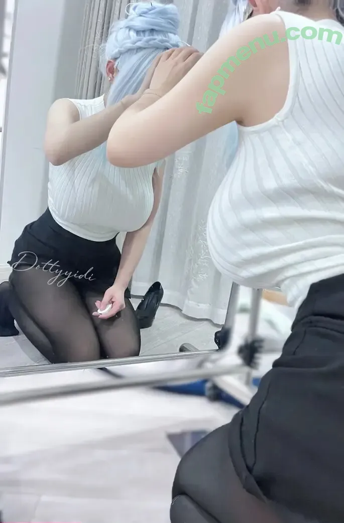 Dottyyidi nude photo #0008 (Dottyyidi)