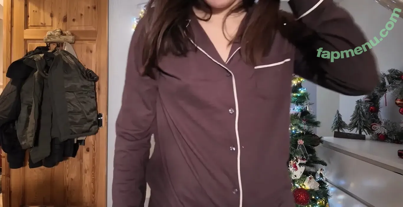 Double Take Reacts nude photo #0100 (doubletakereacts_)