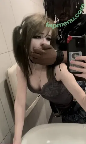  nude photo #0004