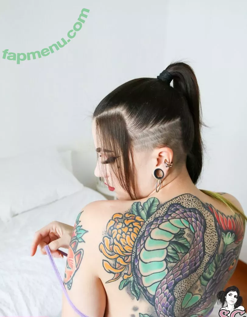 Douji nude photo #0082 (Douji_SG / doujisg / doujisuicide)