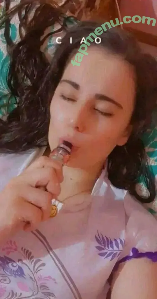 Dounia Stayfia nude photo #0007 (Dounia Stayfia)