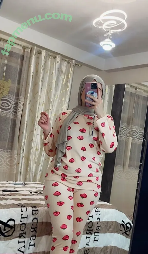 Dounia Stayfia nude photo #0011 (Dounia Stayfia)