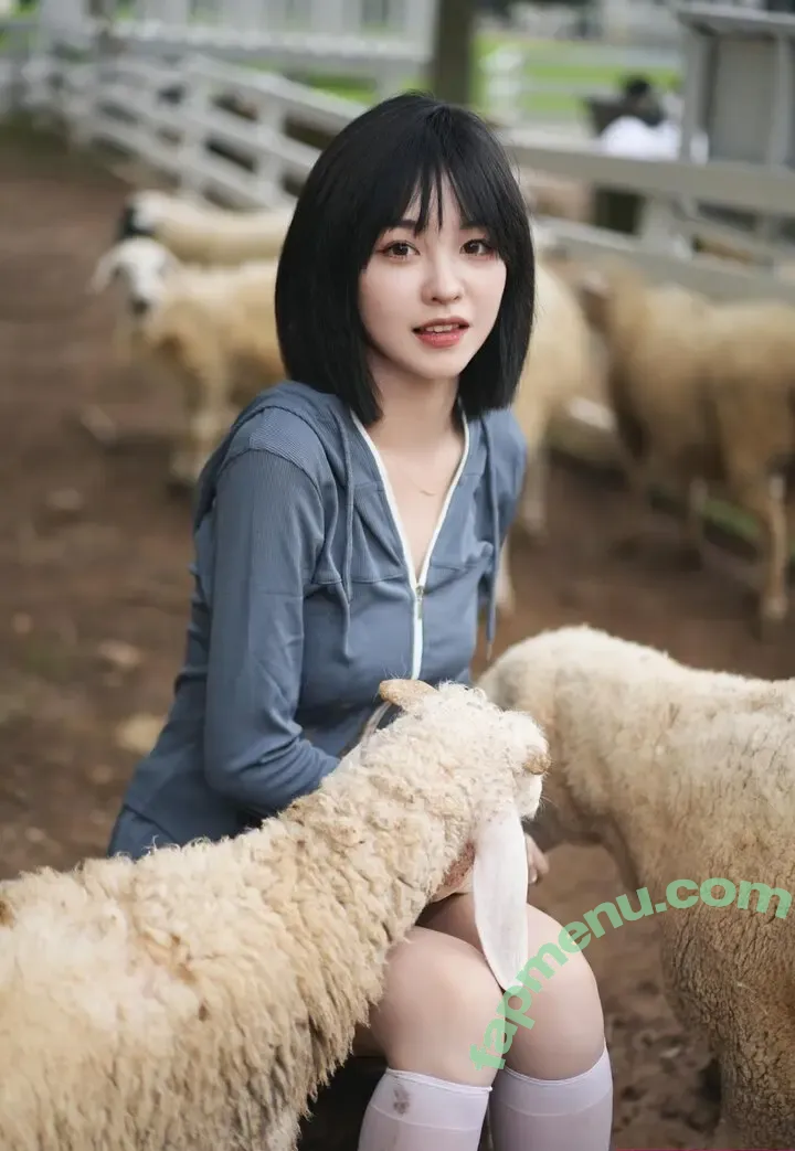 douuod57 nude photo #0004 (Dou57dou)