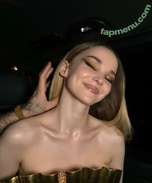 Dove Cameron / darkwingdove / dovecameron nude photo #0065