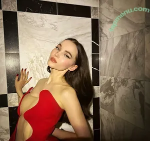 Dove Cameron / darkwingdove / dovecameron nude photo #0077