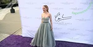 Dove Cameron / darkwingdove / dovecameron nude photo #0089