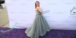 Dove Cameron / darkwingdove / dovecameron nude photo #0090