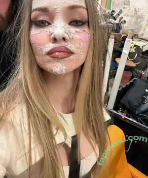 Dove Cameron / darkwingdove / dovecameron nude photo #0513
