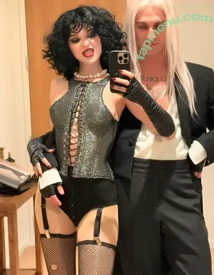 Dove Cameron / DoveCameron / darkwingdove / officialdovecameron nude photo #0595