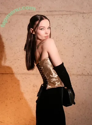 Dove Cameron / DoveCameron / darkwingdove / officialdovecameron nude photo #0602