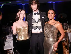 Dove Cameron / DoveCameron / darkwingdove / officialdovecameron nude photo #0618