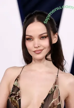 Dove Cameron / DoveCameron / darkwingdove / officialdovecameron nude photo #0638