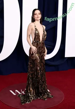 Dove Cameron / DoveCameron / darkwingdove / officialdovecameron nude photo #0645