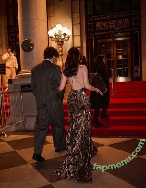 Dove Cameron / darkwingdove / dovecameron nude photo #0733