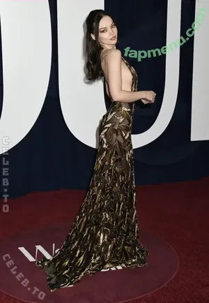 Dove Cameron / DoveCameron / darkwingdove / officialdovecameron nude photo #0780