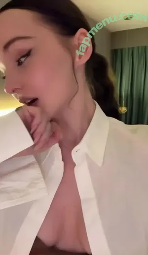 Dove Cameron / DoveCameron / darkwingdove / officialdovecameron nude photo #0797