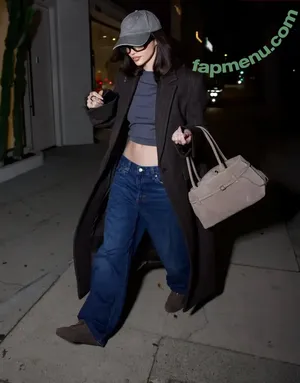 Dove Cameron / DoveCameron / darkwingdove / officialdovecameron nude photo #0807