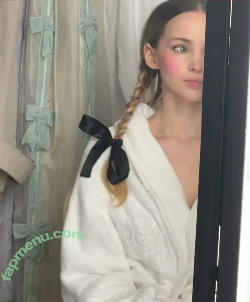 Dove Cameron nude photo #0075 (darkwingdove / dovecameron)