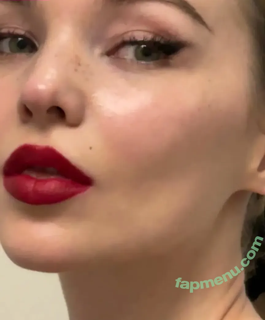 Dove Cameron nude photo #0117 (darkwingdove / dovecameron)