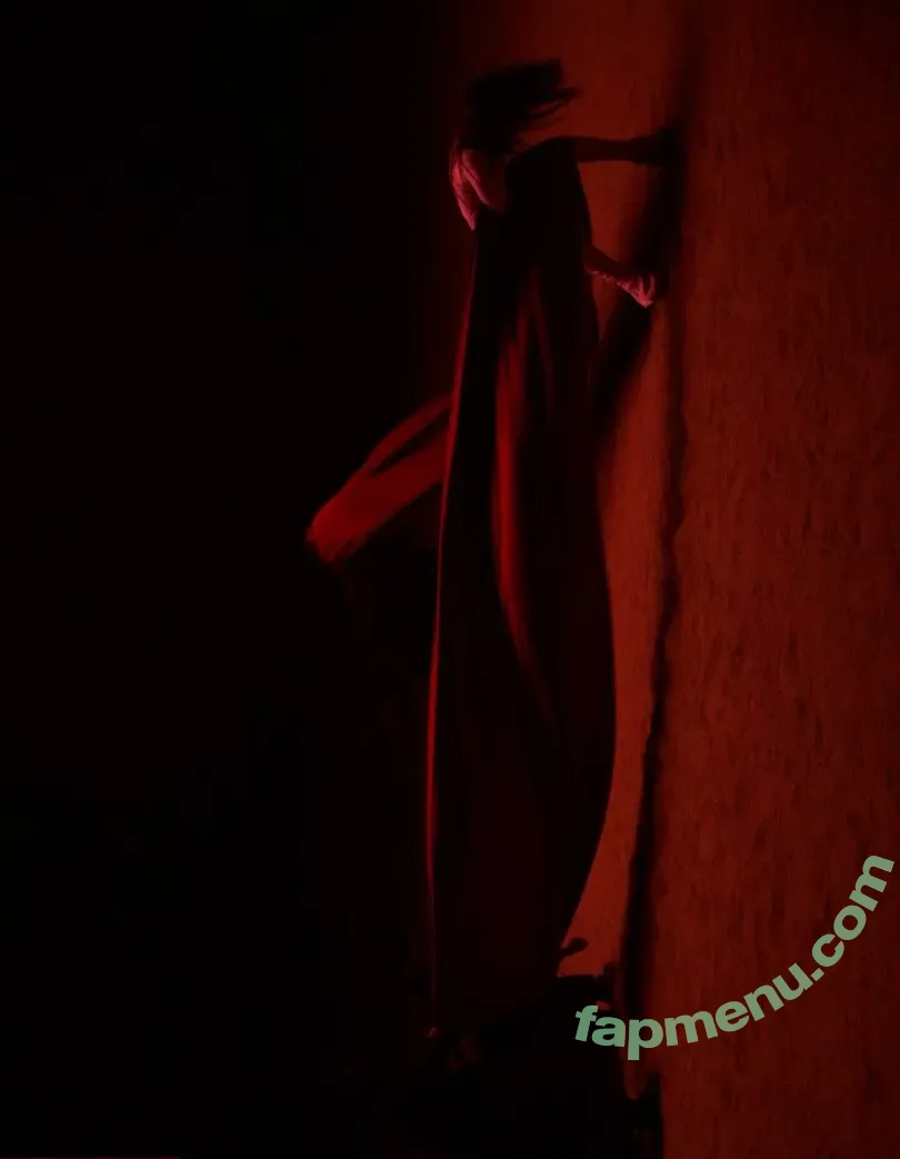 Dove Cameron nude photo #0328 (darkwingdove / dovecameron)
