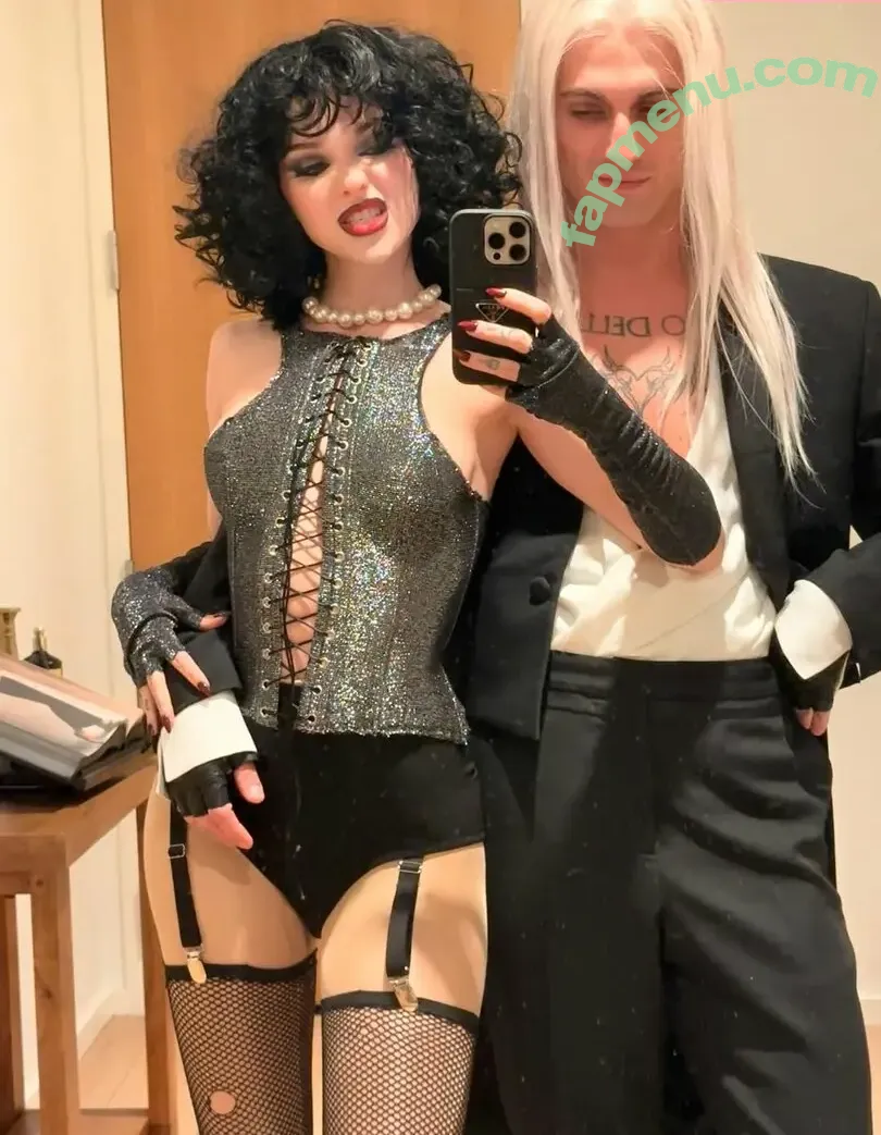 Dove Cameron nude photo #0595 (DoveCameron / darkwingdove / officialdovecameron)