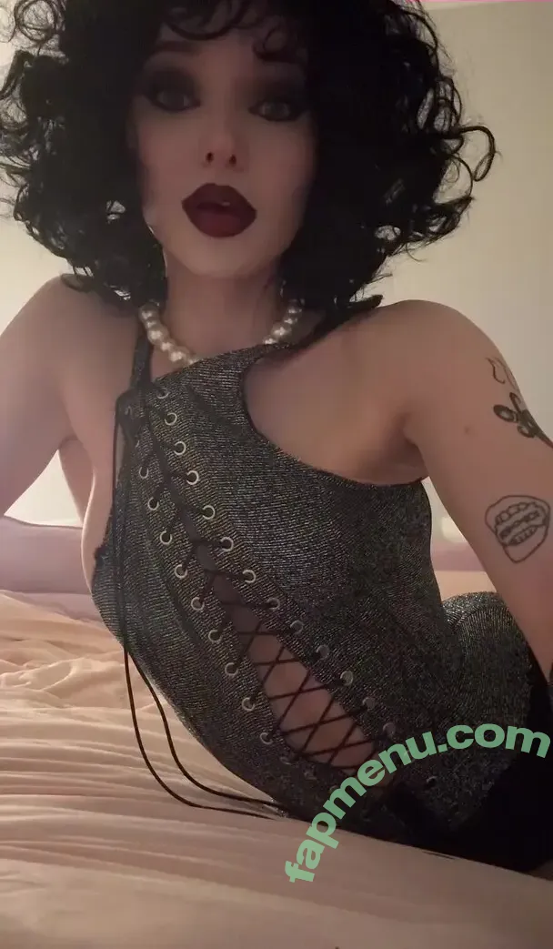 Dove Cameron nude photo #0598 (DoveCameron / darkwingdove / officialdovecameron)