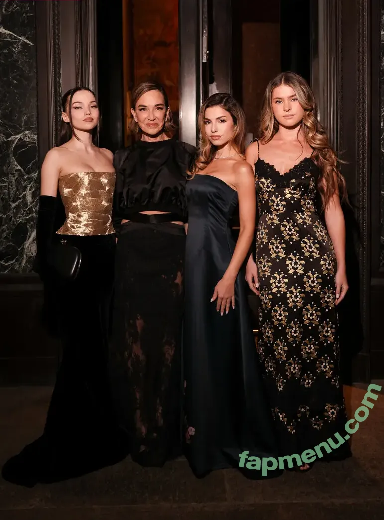 Dove Cameron nude photo #0607 (DoveCameron / darkwingdove / officialdovecameron)