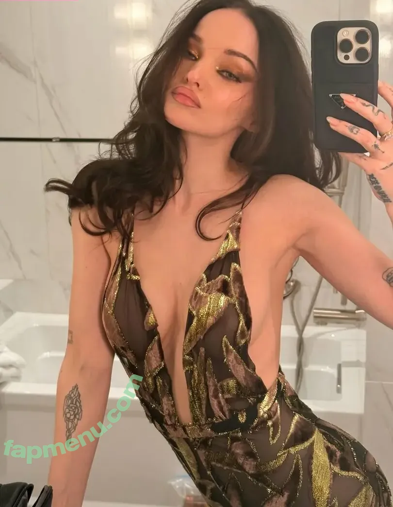 Dove Cameron nude photo #0723 (DoveCameron / darkwingdove / officialdovecameron)