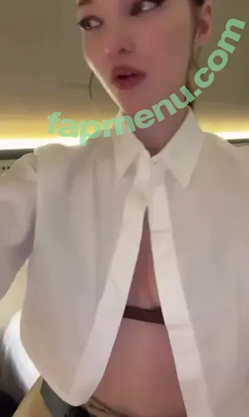 Dove Cameron nude photo #0801 (DoveCameron / darkwingdove / officialdovecameron)