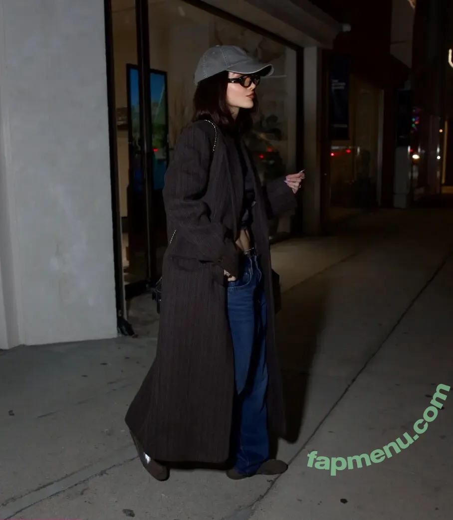 Dove Cameron nude photo #0803 (DoveCameron / darkwingdove / officialdovecameron)