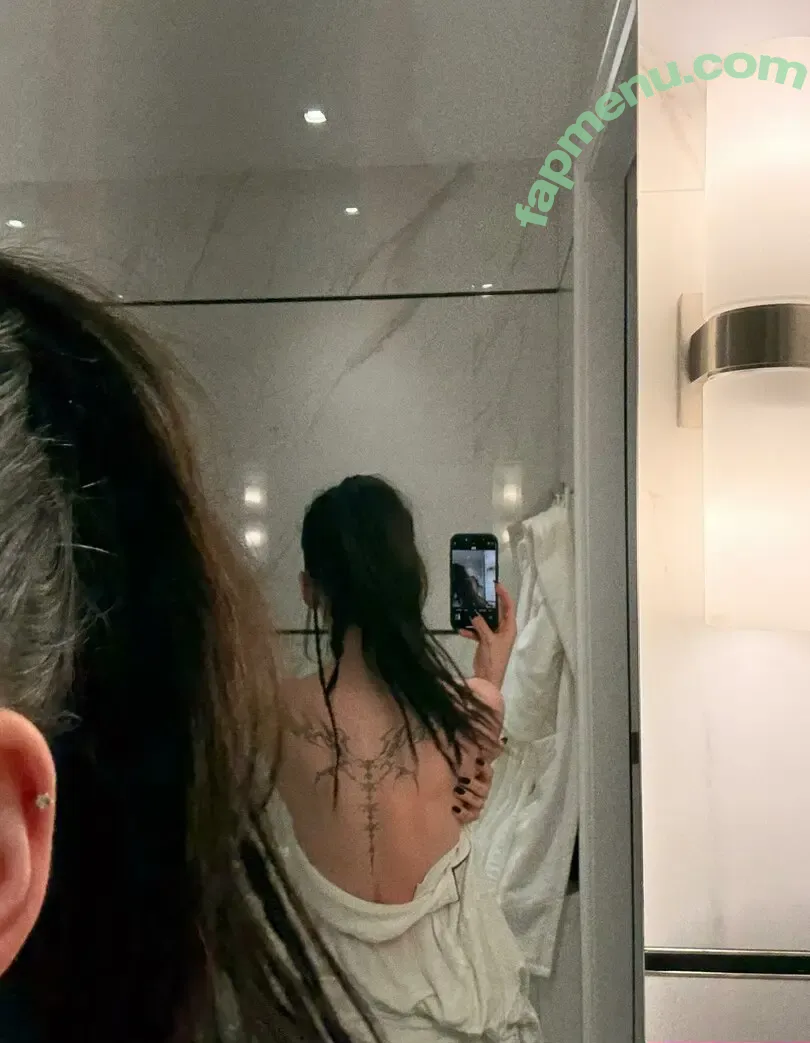 Dove Cameron nude photo #0813 (DoveCameron / darkwingdove / officialdovecameron)