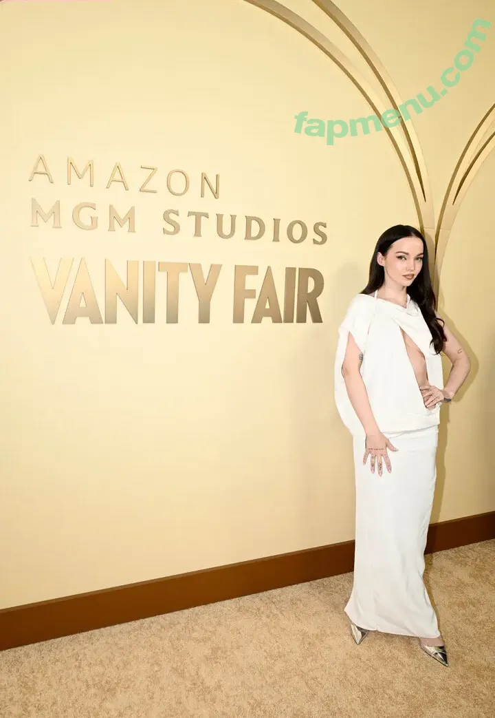 Dove Cameron nude photo #0824 (DoveCameron / darkwingdove / officialdovecameron)