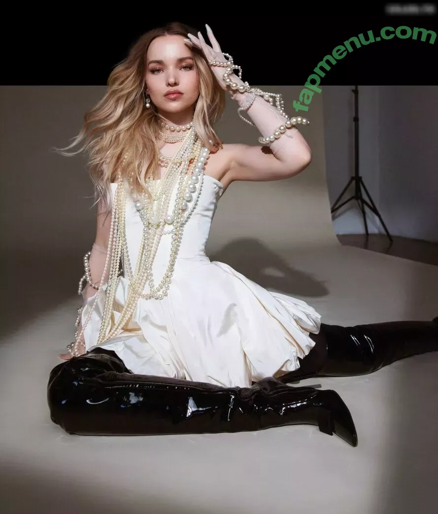 Dove Cameron nude photo #1416 (DoveCameron / darkwingdove)