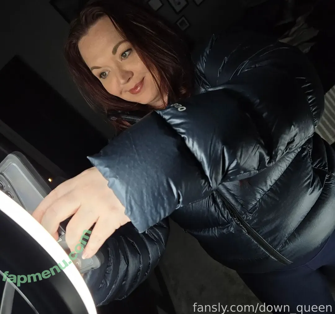 down_queen nude photo #0091 (down_queen)