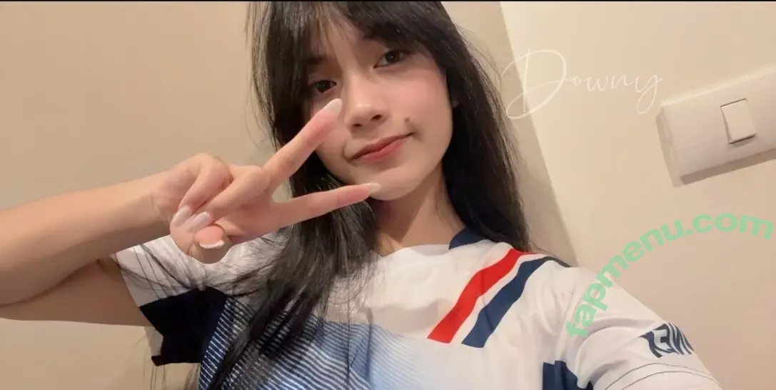 Downy.babyy nude photo #0205 (callmemeow / meowww19dn / smokinggoddess)