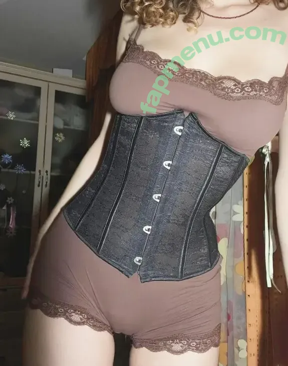 dpuw_ nude photo #0027 (maybe_pretty_ / patuwuu / zoya_maybe_pretty)