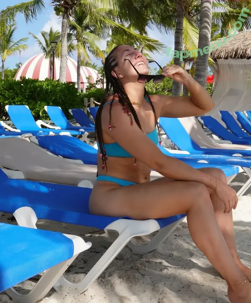Dr. Airin Avery nude photo #0001 (airin_avery_phd)