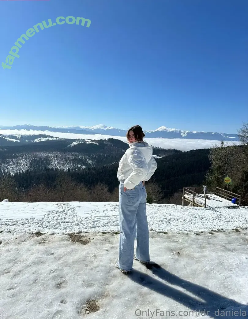 dr_daniela nude photo #0087 (dr_daniela)
