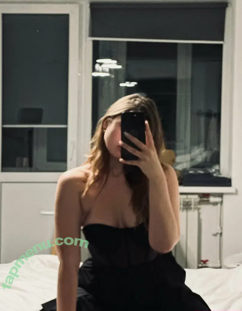 dr_daniela nude photo #0102 (dr_daniela)