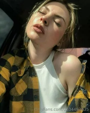  nude photo #0004