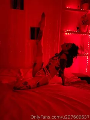 draken_lady / Lust Dragon / iamthedragonlady / yo-landi_black nude photo #0044