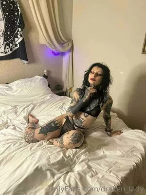 draken_lady / Lust Dragon / iamthedragonlady / yo-landi_black nude photo #0184